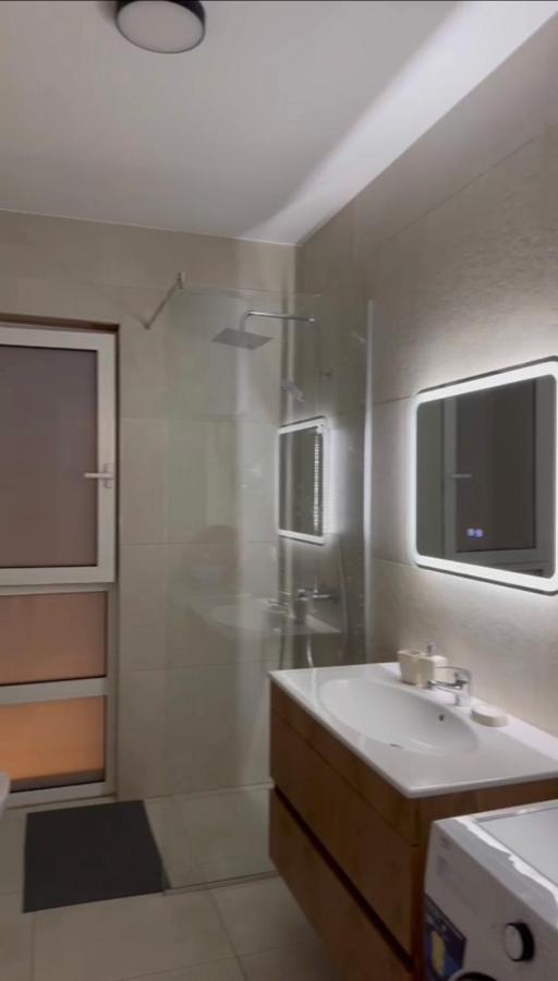 Eme Apartments - Kompleksi San Pietro, Gjiri I Lalzit Durrës Extérieur photo